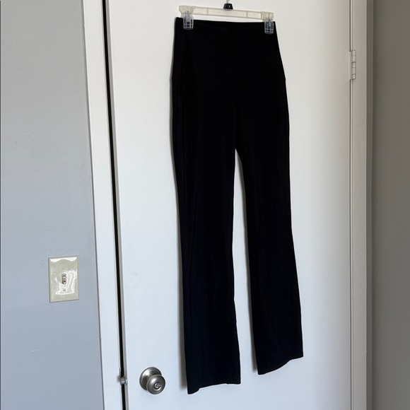 NEW Lululemon Smooth Fit Pull-On High-Rise Pant Black Size 4 - Picture 5 of 8